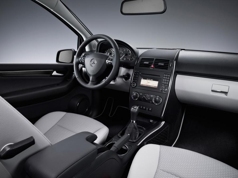  Mercedes-Benz A-Class Special Edition 2009 года  (фото 14 из 27)